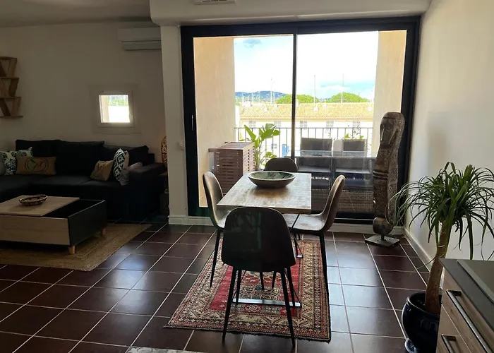 Port Golfe St Tropez Bel * Grimaud