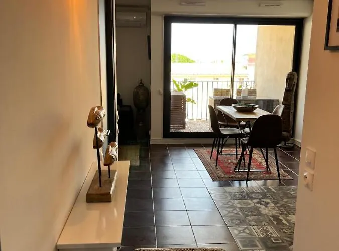 Port Golfe St Tropez Bel شقة