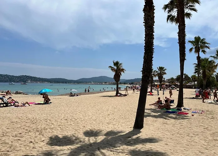 Port Golfe St Tropez Bel غريمو